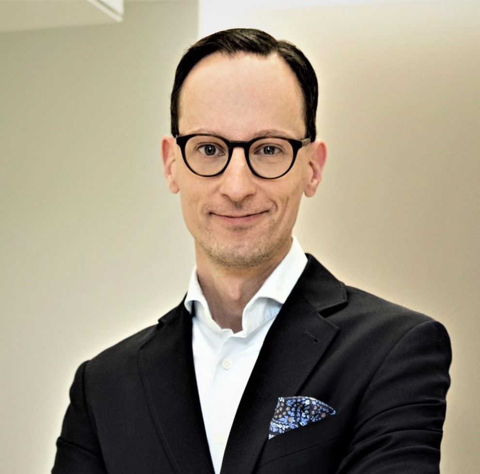 Lars Christian Heil - Commerzbank